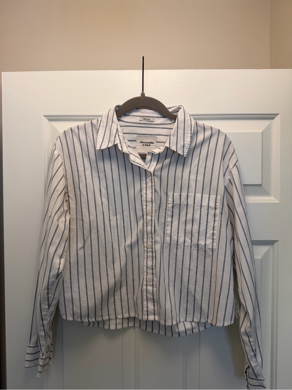 Abercrombie Striped oversized crop Button-Down Shirt